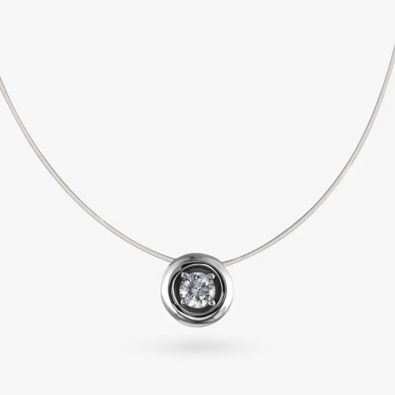 Колье золотое с фианитом