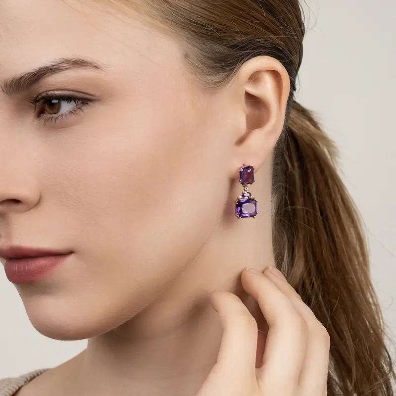 Серьги золотые с султанитами