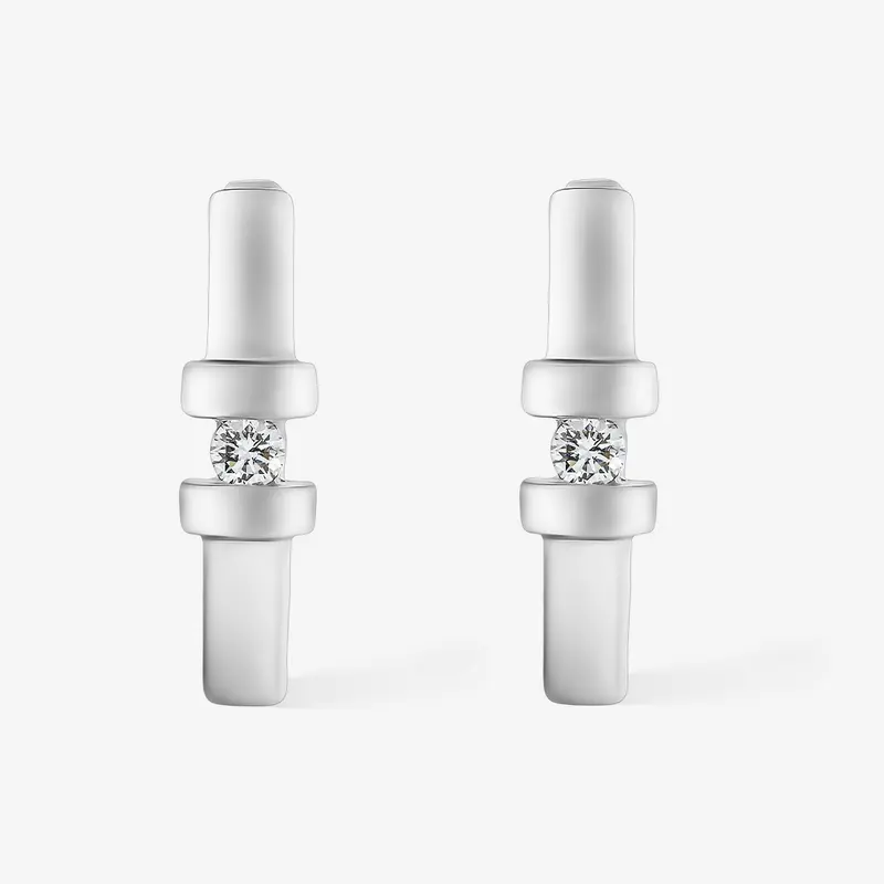 Серьги золотые с бриллиантом