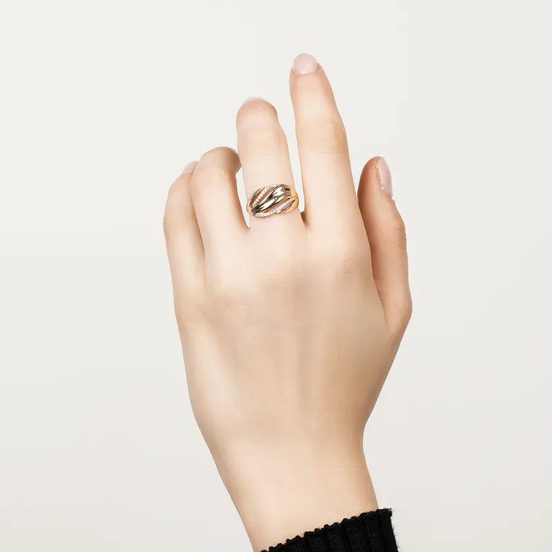 Кольцо золотое с фианитом